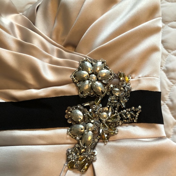 LOVE by Enzoani Bridesmaid dress - Picture 3 of 6